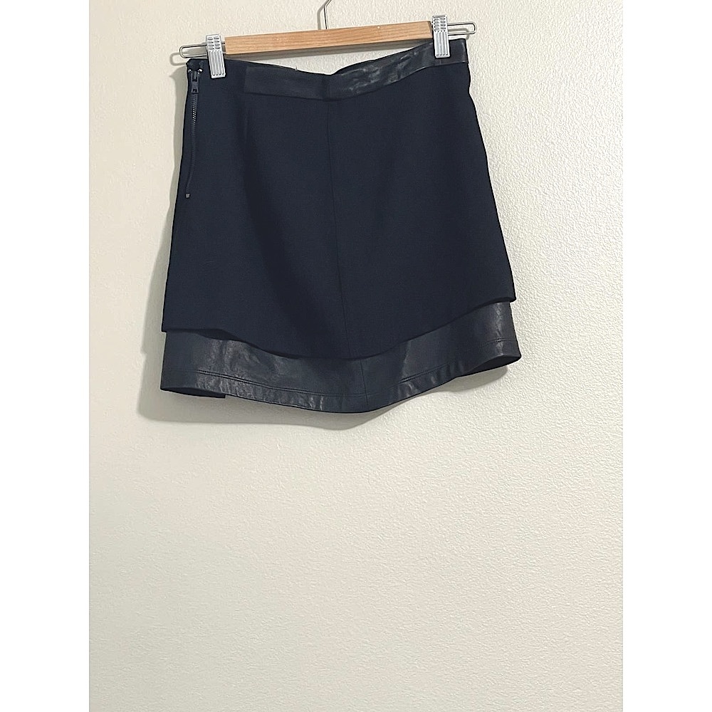 NWT ALICE+OLIVIA Black mini skirt - 0